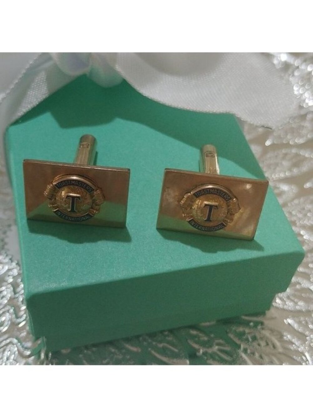 Vintage Balfour Goldtone Men's Toastmaster International Cuff Links